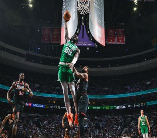 乔治重伤__乔治大伤