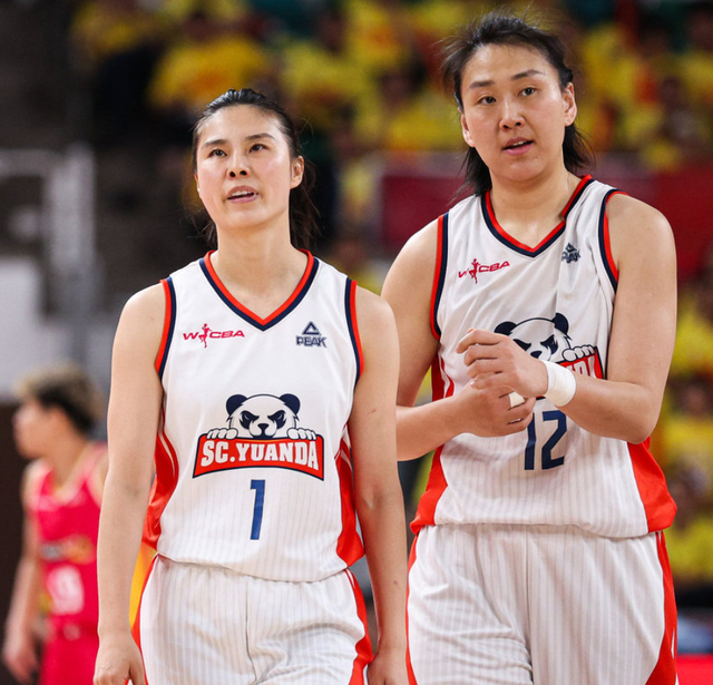 山西队历届外援__山西夺冠军的运动员