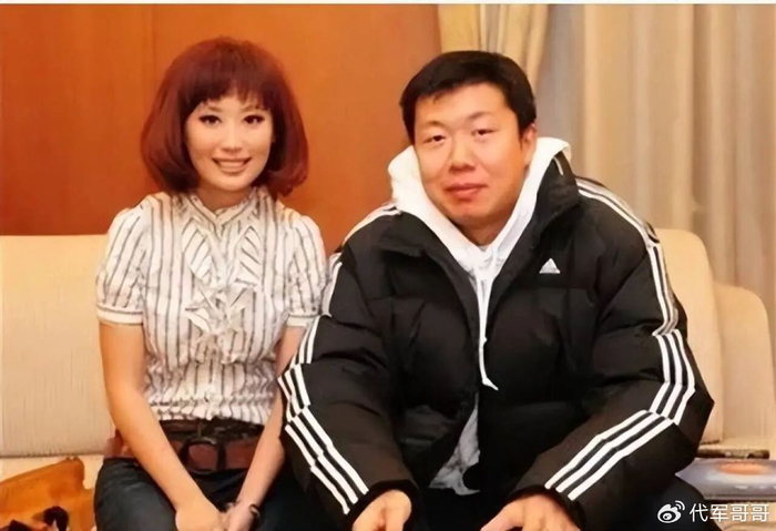 _司令宠婚_司令娇妻诈尸了