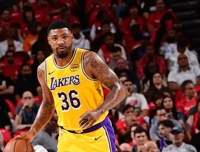 _聪明哥！斯马特谈关键时刻造三分犯规：那是一次聪明的举动_聪明哥！斯马特谈关键时刻造三分犯规：那是一次聪明的举动