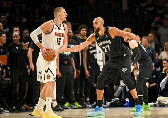 _戈贝尔不投三分_戈贝尔进攻