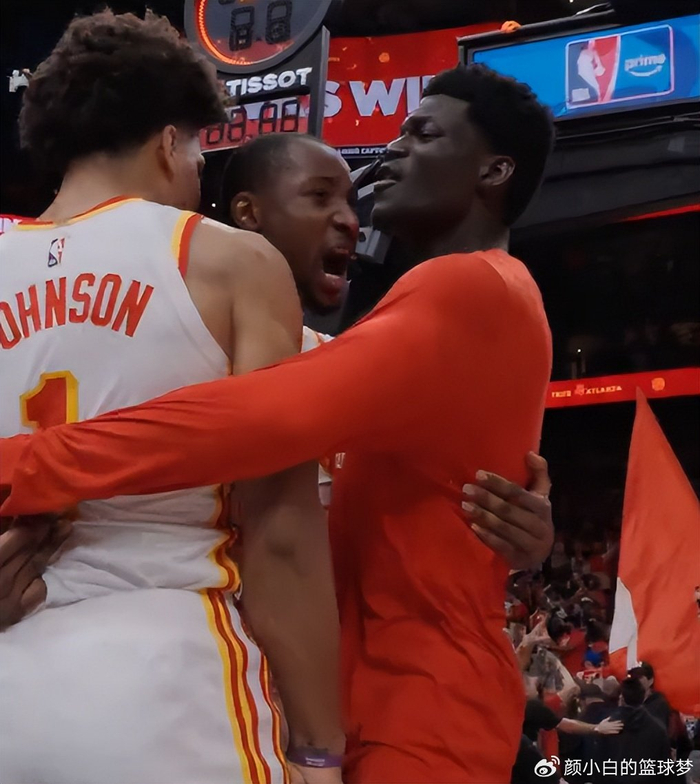 美球迷长文控诉科尔打压库明加！名记也发声嘲讽 CJ：他能从1防到5