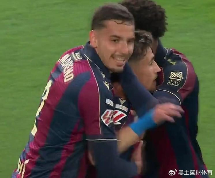 2-0！西甲乱套了：塞维利亚5轮4败+只领先降级区1分，11队要保级