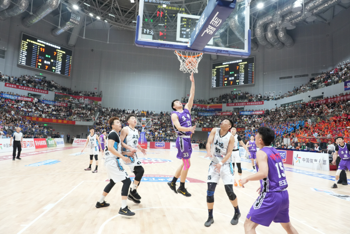 武汉卓尔为何不敢赢宏兴队__萍乡队夺冠