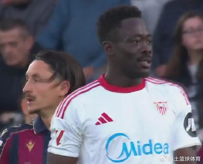 _塞维利亚西甲排名多少_西甲塞维利亚主力阵容