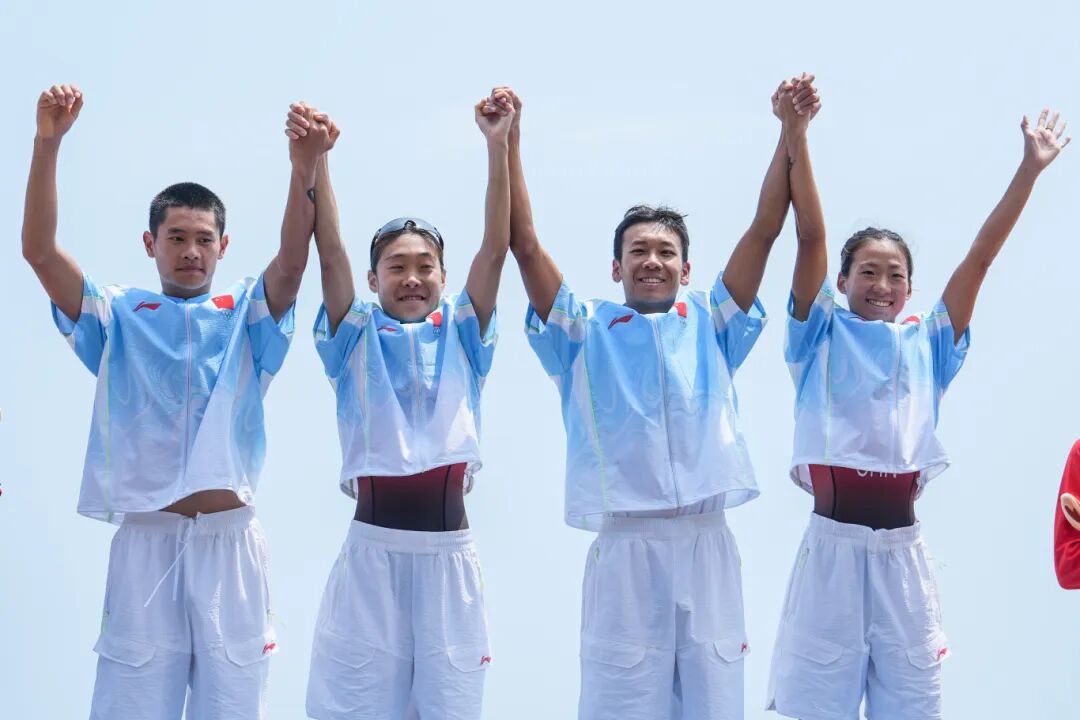 亚沙会 | 游跑两项混合接力再折桂 中国铁人聚沙成塔夺三金