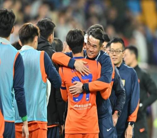 中超泰山26日迎来“齐鲁德比”，宿茂臻：此时更考验心态