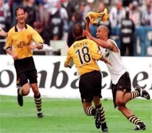 _巴西国脚卡洛斯_卡洛斯巴西队