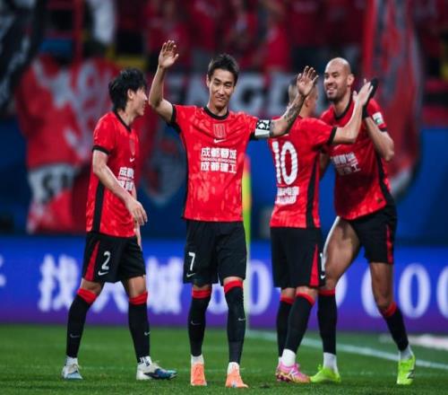 中超最新积分战报：浙江队4球惨败，北京国安爆冷，上海海港大胜