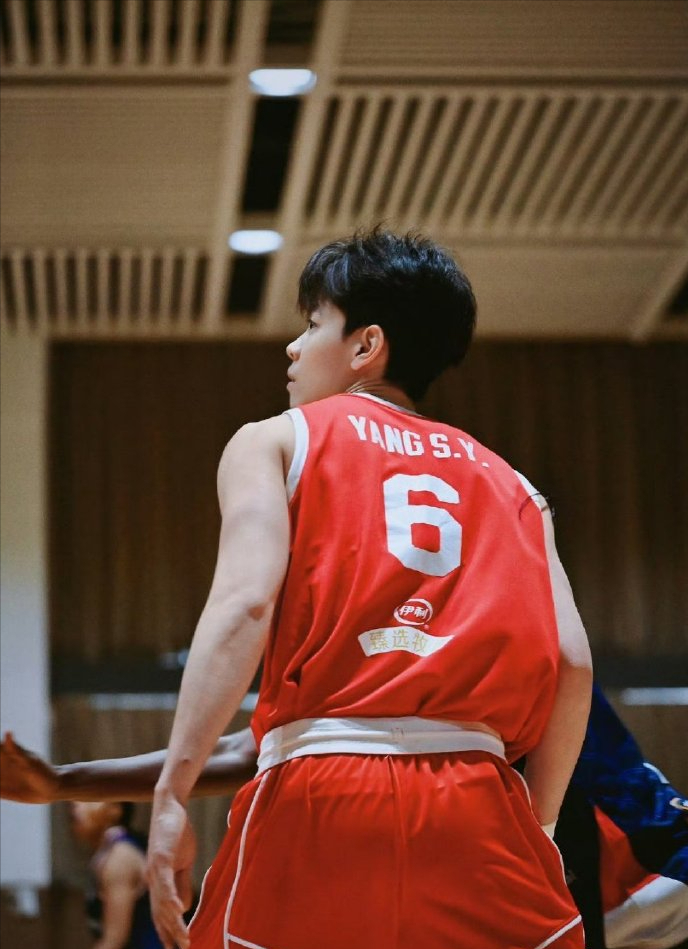 _留洋首秀闪耀澳洲！杨舒予31分MVP+陈明伶19分 中国双星率队逆转取胜_留洋首秀闪耀澳洲！杨舒予31分MVP+陈明伶19分 中国双星率队逆转取胜