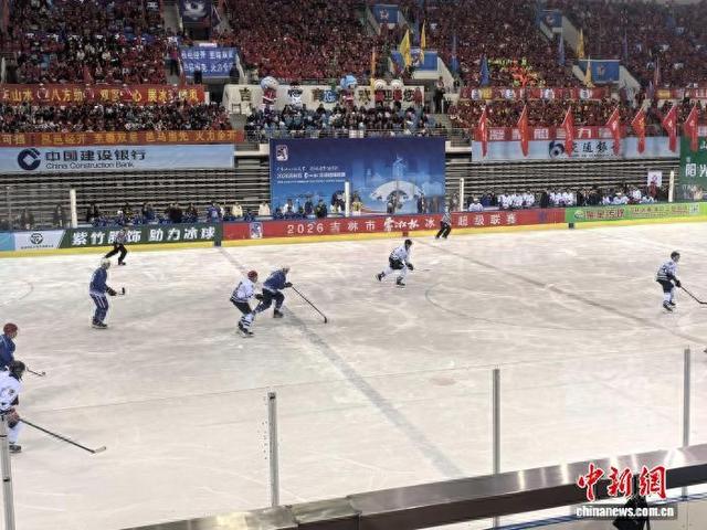 逾2000万人次围观 吉林“冰超”成现象级城市IP