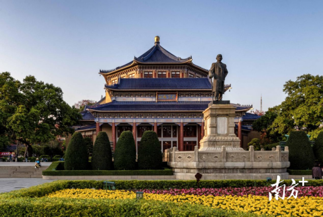 巧了，燃了！越秀山体育场迎来100岁生日，今晚“上山睇波”_巧了，燃了！越秀山体育场迎来100岁生日，今晚“上山睇波”_