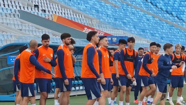 宿茂臻谈泰山队阵容轮换，直言打海牛不能轻敌，提醒全队戒骄戒躁__宿茂臻谈泰山队阵容轮换，直言打海牛不能轻敌，提醒全队戒骄戒躁