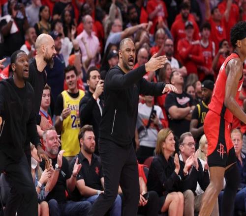 请你原谅我寂寞犯下的错__都是寂寞犯的错