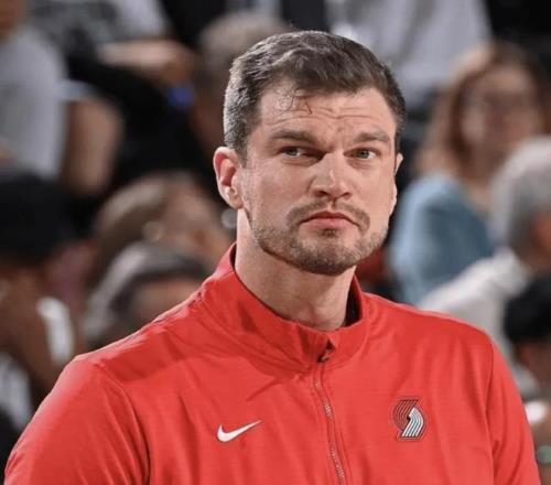 _外交部回应美暂停资助世卫组织_qq申请加好友对方末回应