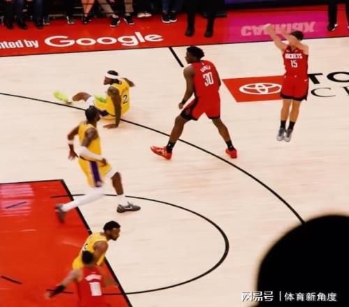 40秒领先6分离奇输球，谢泼德21中6上热搜，被喷不如麦克朗_40秒领先6分离奇输球，谢泼德21中6上热搜，被喷不如麦克朗_