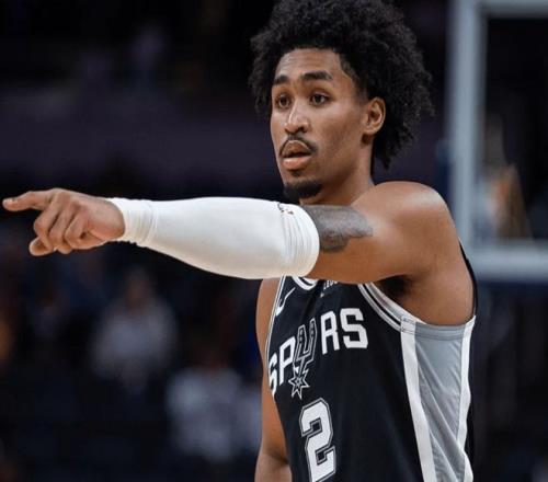 马刺0.4秒_马刺0.4秒绝杀_