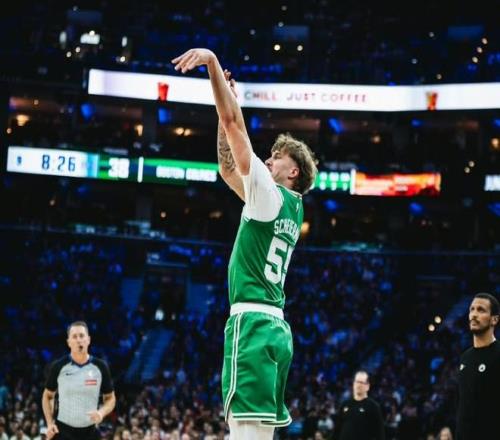 绿军险胜76人！21领先，双探花轰50+11+11，马克西空砍31分6助__绿军险胜76人！21领先，双探花轰50+11+11，马克西空砍31分6助