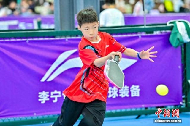 200余名青少年齐聚庐山西海展开匹克球竞技