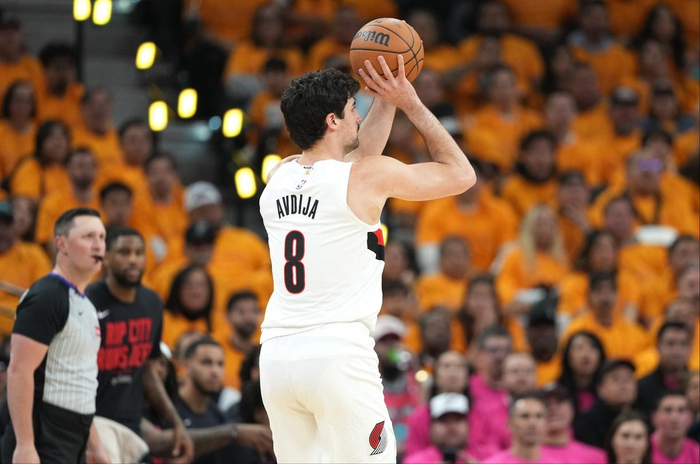 马刺队比赛实况聚胜顽球汇__马刺赛况