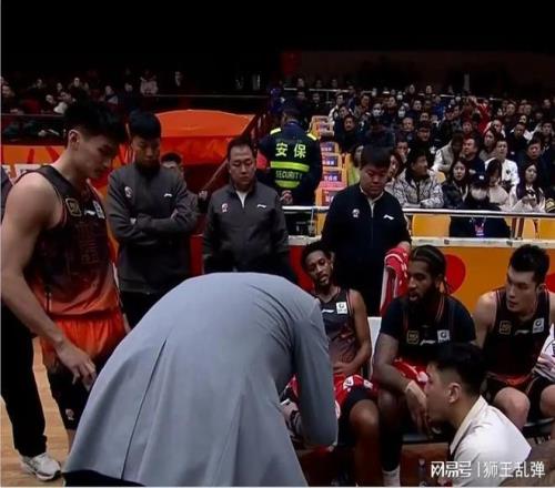 _搜一下辽宁男篮_辽宁男篮虽败犹荣