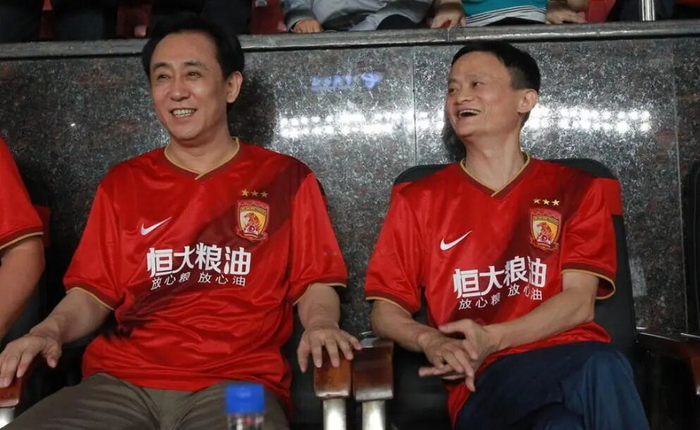 _许家印的人生传奇视频_三年前许家印