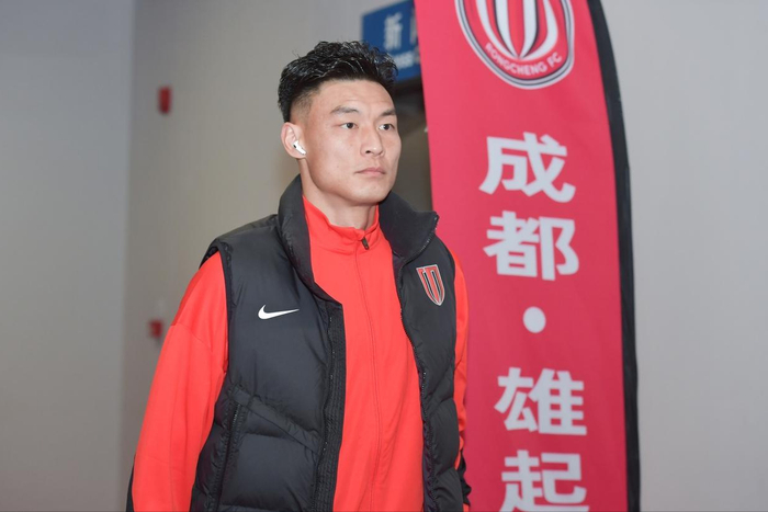 _从边缘人到关键拼图，韩鹏飞在成都蓉城实现了逆袭_从边缘人到关键拼图，韩鹏飞在成都蓉城实现了逆袭