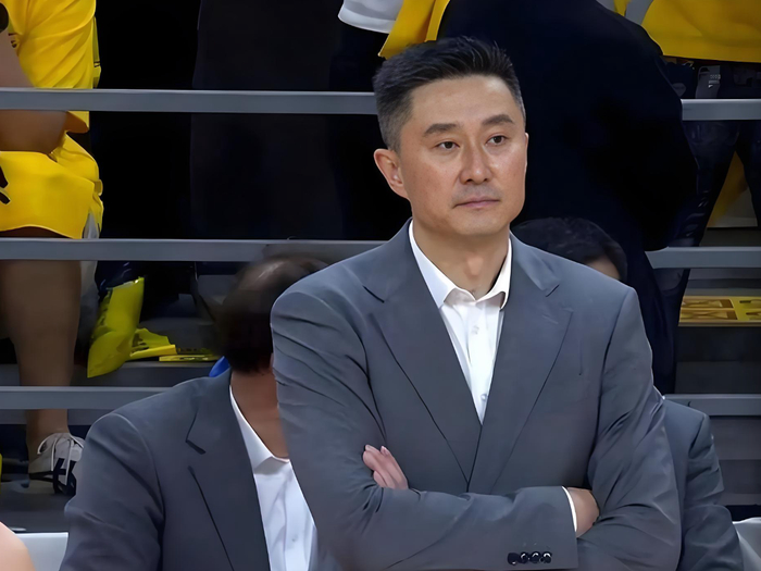 压哨胜出，麦考尔双喜临门！__压哨胜出，麦考尔双喜临门！