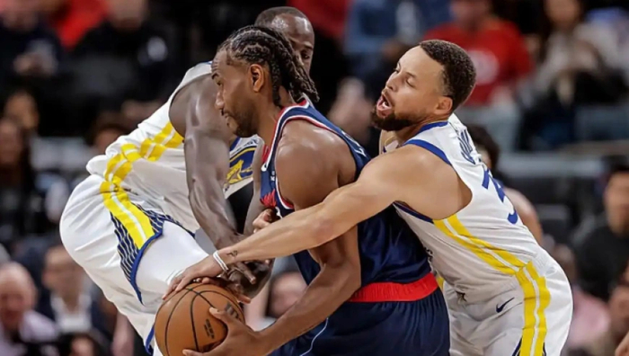 勇士库里绝杀_库里为勇士赚了多少钱_