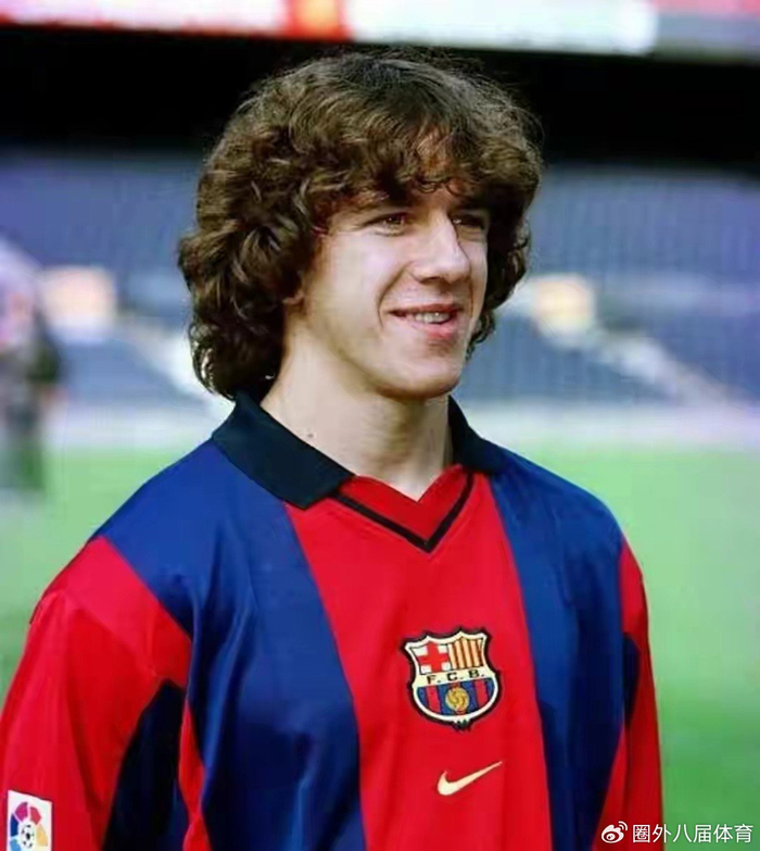 _卡洛斯踢伤的人_卡洛斯踢的什么位置