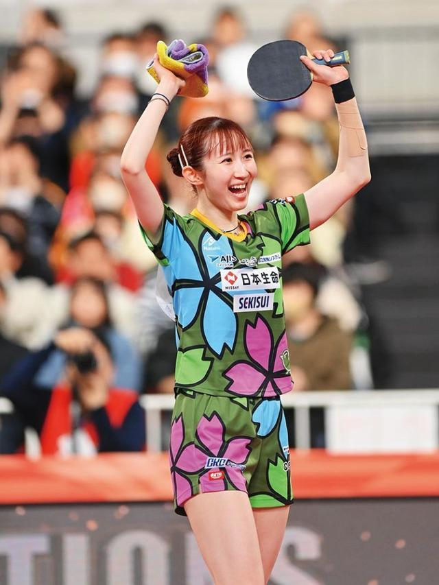 日媒：25岁早田希娜渴望洛奥夺金 摆脱左腕伤魔咒赢蒯曼迎来第二春__日媒：25岁早田希娜渴望洛奥夺金 摆脱左腕伤魔咒赢蒯曼迎来第二春