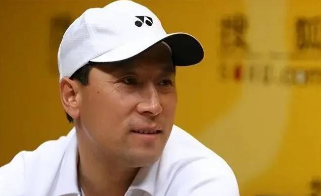 羽毛球教父李永波今何在？伦敦奥运让球罗生门，他却跑到大马种榴莲