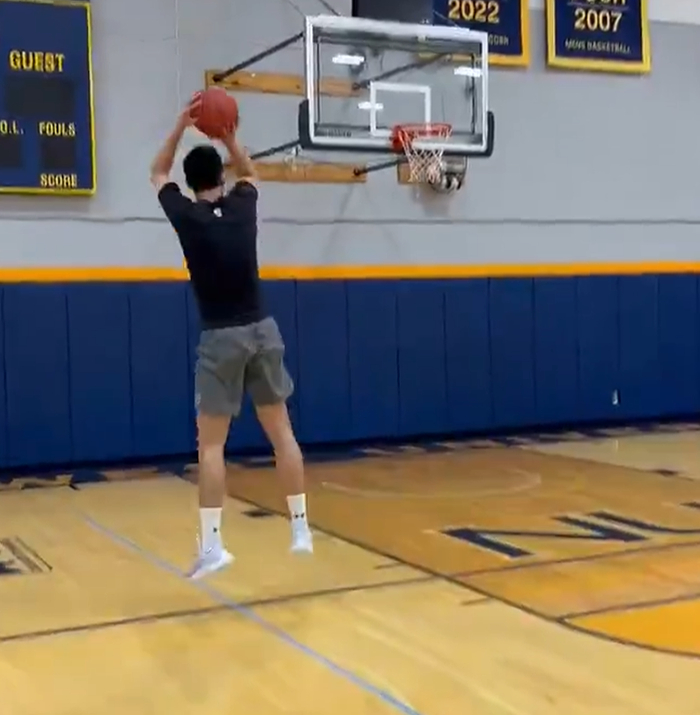 淡厚然回美后明确目标！强化中远投能力，告别传统内线打法！_淡厚然回美后明确目标！强化中远投能力，告别传统内线打法！_