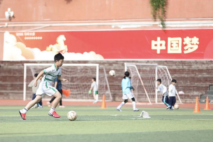 绿茵逐梦！观山湖的足球少年们把热爱踢进了国家队
