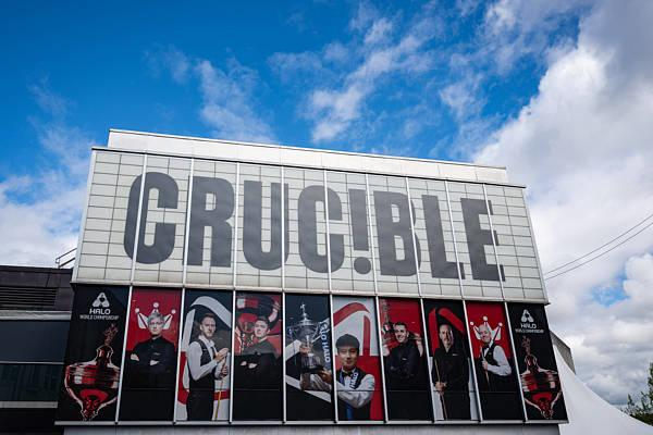 破旧的克鲁斯堡剧院屡遭知名球员批评，斯诺克世锦赛为何选择留守英国？_破旧的克鲁斯堡剧院屡遭知名球员批评，斯诺克世锦赛为何选择留守英国？_