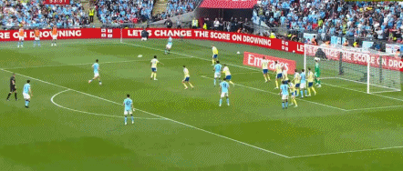 哈兰德替补无功，多库5分钟传射救主！2-1逆转，曼城剑指三冠王_哈兰德替补无功，多库5分钟传射救主！2-1逆转，曼城剑指三冠王_