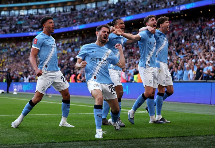 英超阿森纳曼联__英超阿森纳vs曼城首发名单