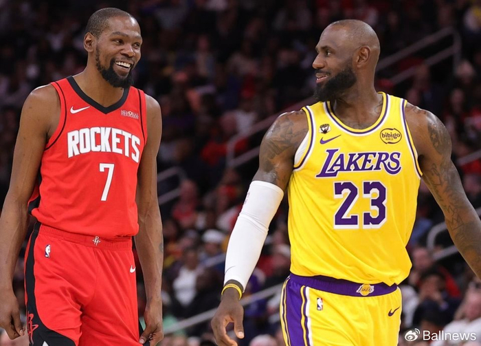 有情况？Shams不解KD为何季后赛接连受伤：他整个赛季一直健康