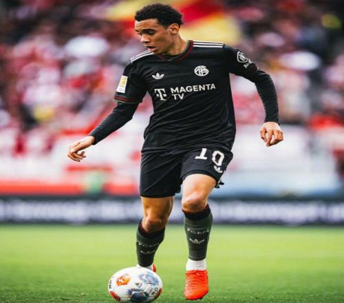 拜仁能逆转巴黎吗_巴黎转会拜仁_