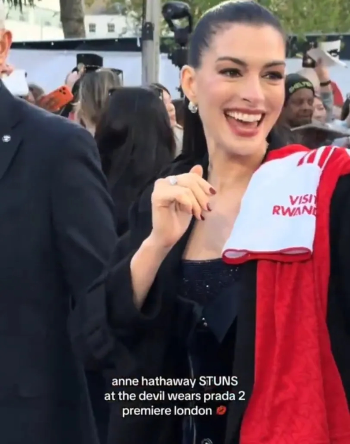 阿森纳续约霍尔丁__阿森纳女足vs霍芬海姆女足