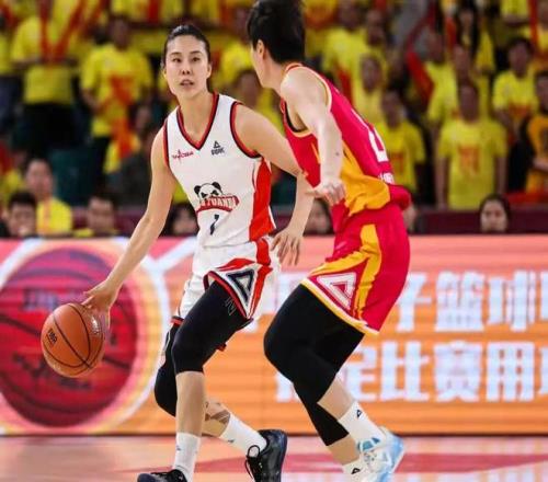 山西对四川cba录像回放__山西男篮对阵四川男篮全场回放