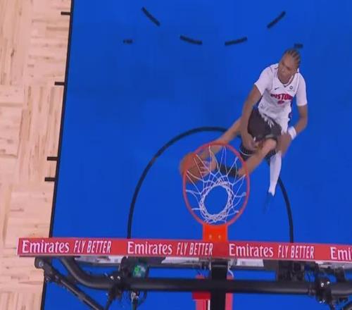 _库里又创一神迹_库里生涯黑点