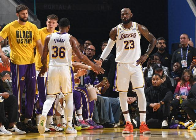 都说你不值5267万，如今打成联盟第一，场均25+9+8，又要顶薪了