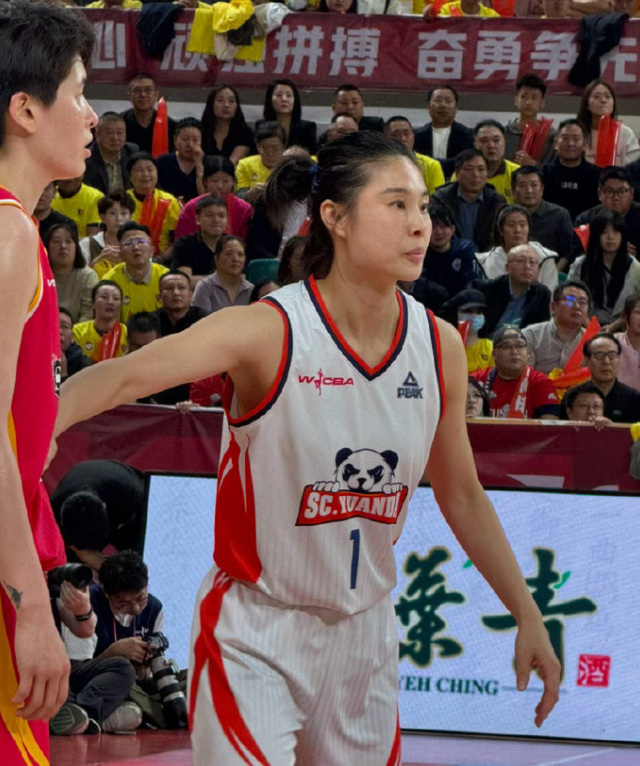 2分3分7分！女篮31岁王牌总决赛完全迷失？宫鲁鸣世界杯还能信她吗？_2分3分7分！女篮31岁王牌总决赛完全迷失？宫鲁鸣世界杯还能信她吗？_