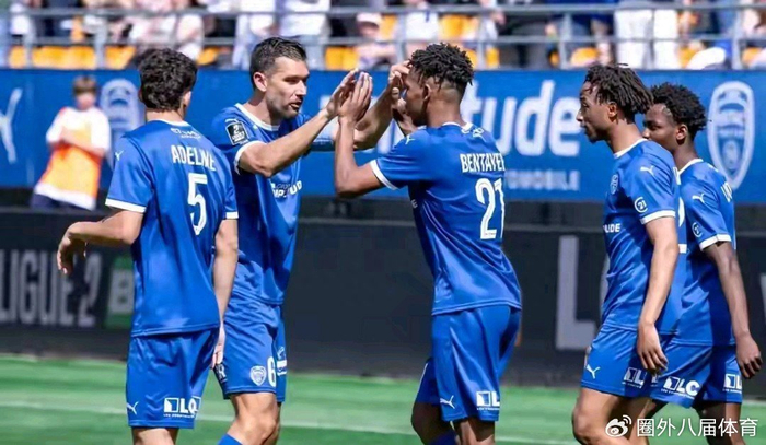 二级联赛杀疯了！沙尔克一只脚已回德甲，意乙14队乱斗