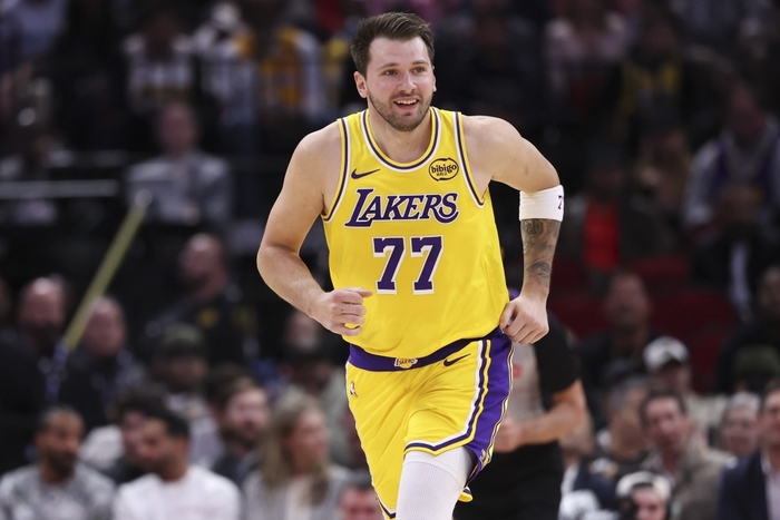 2026赛季最佳一阵出炉！网友：实至名归__2026赛季最佳一阵出炉！网友：实至名归