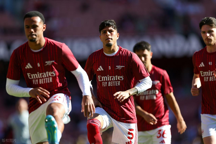 阿森纳重返欧冠_阿森纳全胜夺冠_