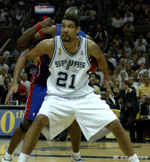 乔丹科比同场竞技过吗_乔丹科比出手次数对比_