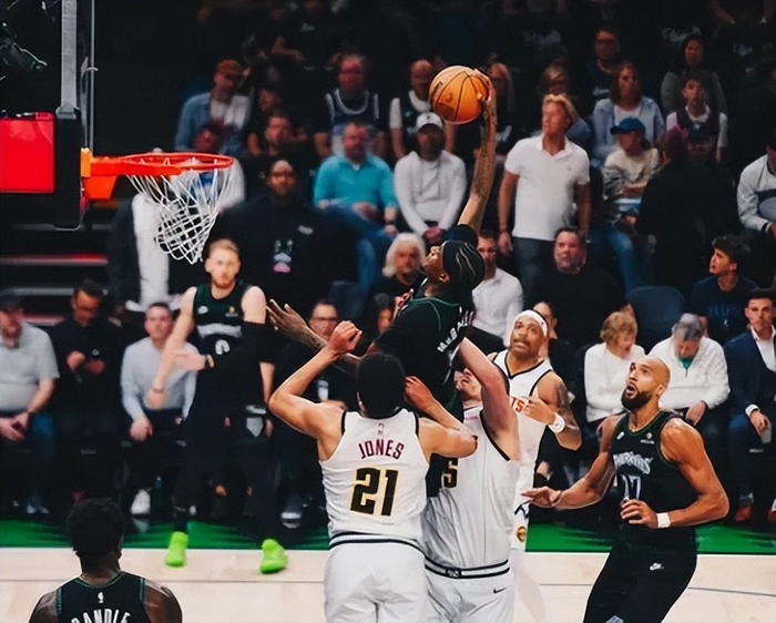 _戈贝尔篮板组合_戈贝尔进攻什么水平