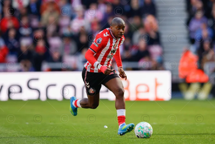 _曼联7-0罗马_曼联与罗马现状